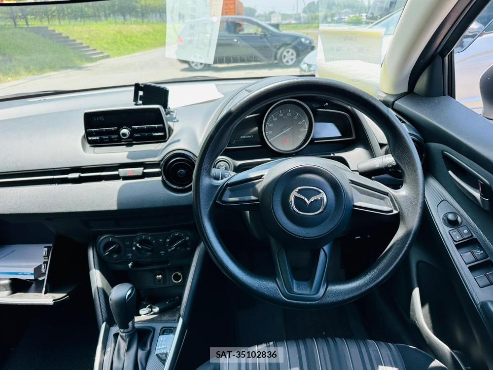 Mazda DEMIO 2019-06 7534089-13