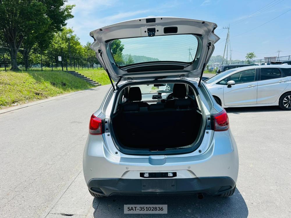 Mazda DEMIO 2019-06 7534089-25
