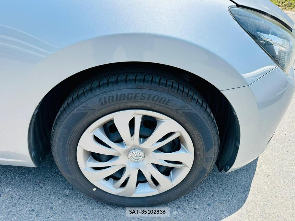 Mazda DEMIO 2019-06 7534089-27