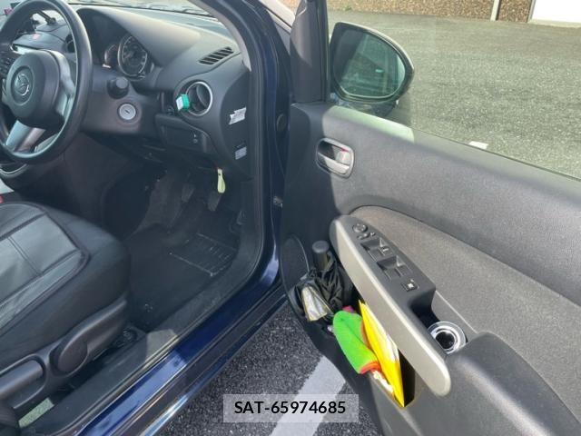 Mazda DEMIO 2013-07 7562061-13