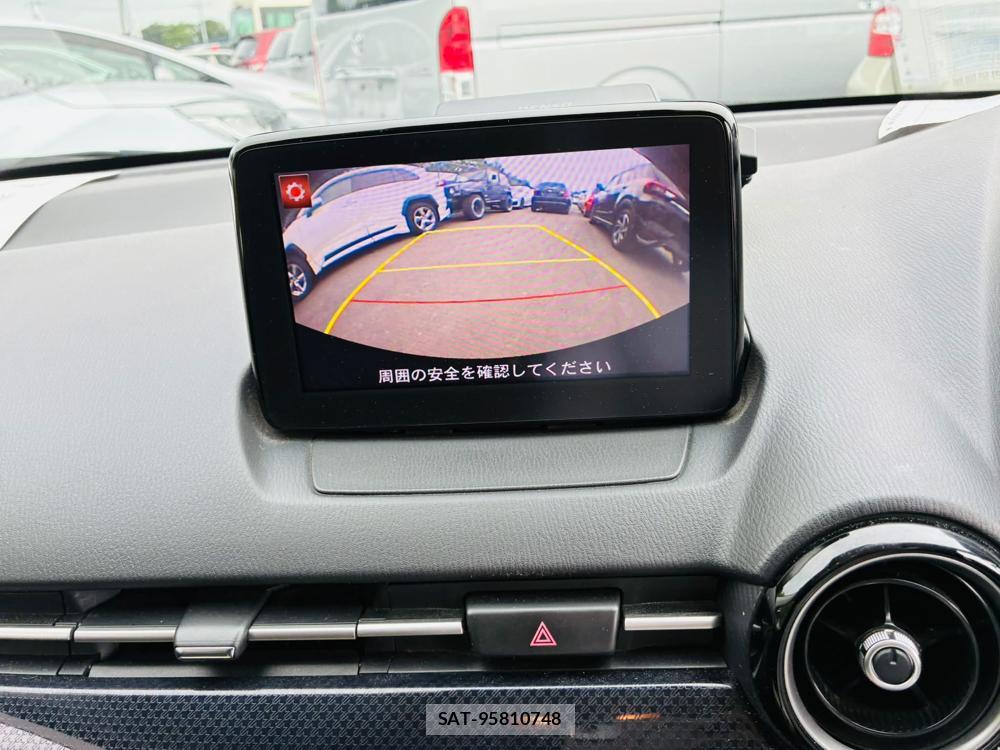 Mazda DEMIO 2019-05 7344863-17