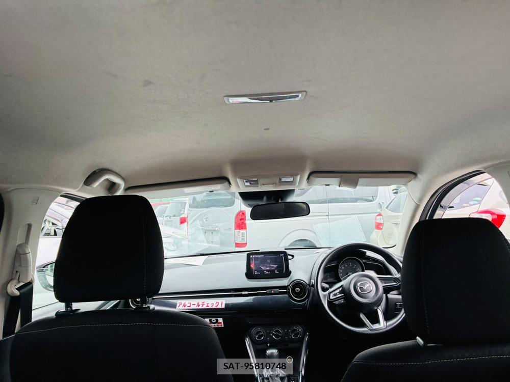 Mazda DEMIO 2019-05 7344863-23