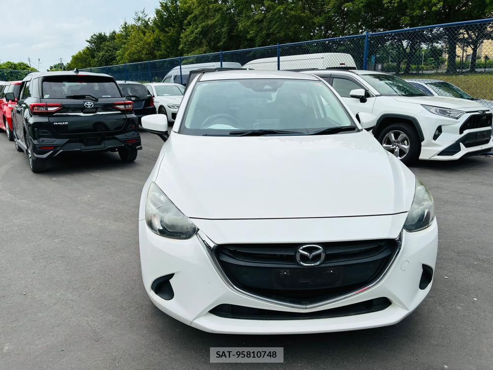 Mazda DEMIO 2019-05 7344863-7