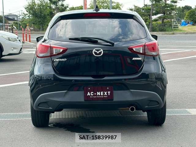 Mazda DEMIO 2016-12 7616269-16