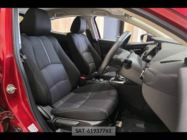 Mazda DEMIO 2018-03 7616267-9