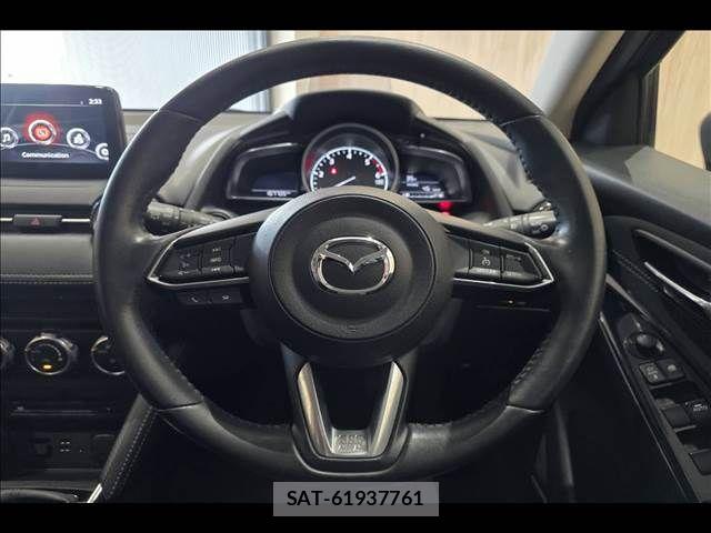 Mazda DEMIO 2018-03 7616267-12