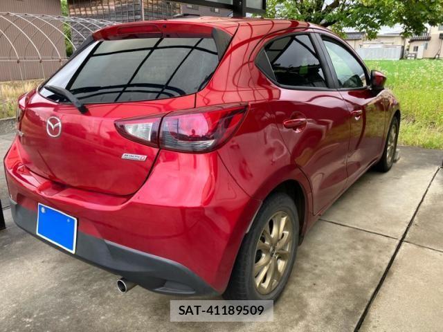 Mazda DEMIO 2016-04 7616280-3