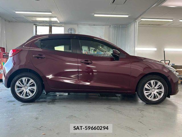 Mazda DEMIO 2019-08 7616266-28