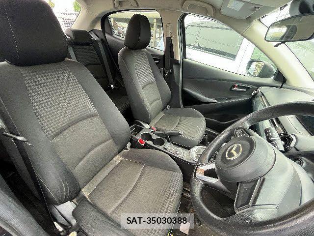 Mazda DEMIO 2017-10 7616268-3