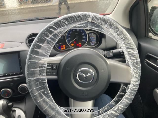 Mazda DEMIO 2014-12 7616277-11