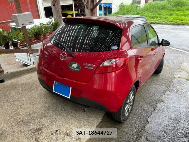 Mazda DEMIO 2013-07 7616281-3
