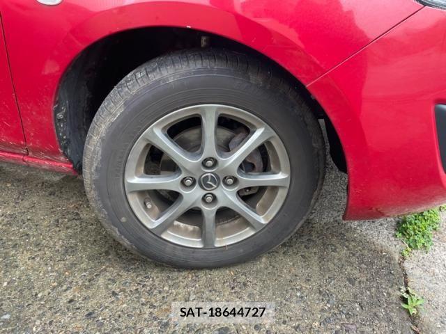 Mazda DEMIO 2013-07 7616281-4