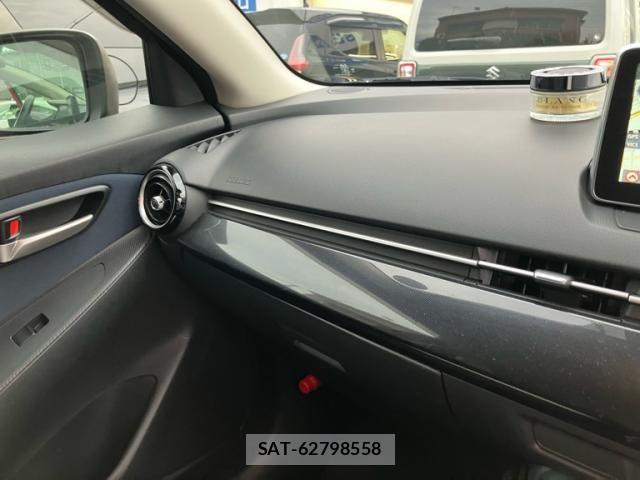 Mazda DEMIO 2015-08 7616273-20
