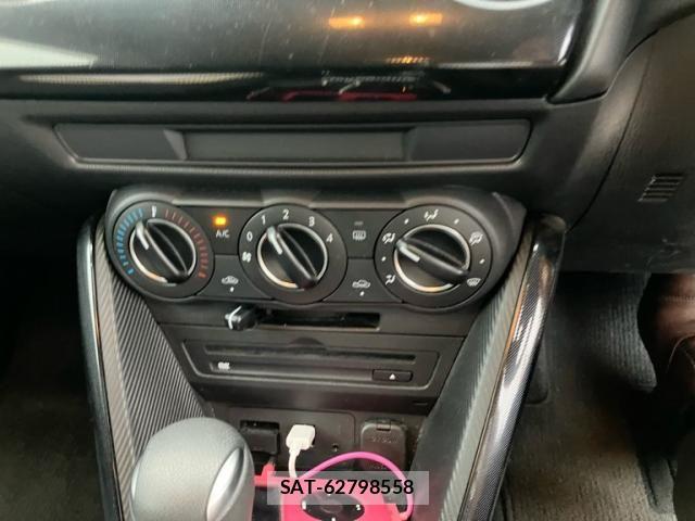 Mazda DEMIO 2015-08 7616273-21