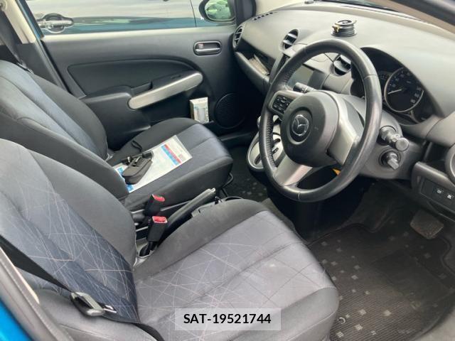 Mazda DEMIO 2011-07 7616283-11