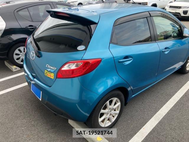 Mazda DEMIO 2011-07 7616283-2