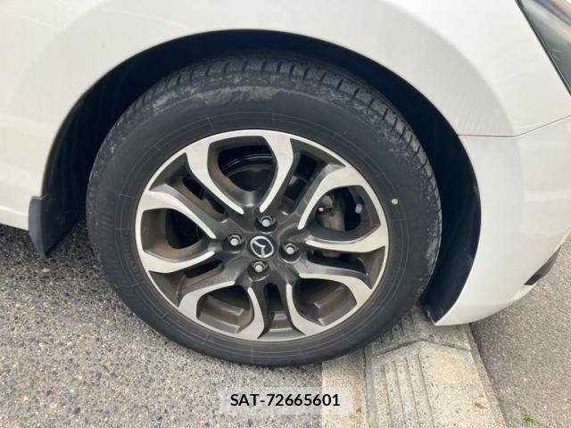 Mazda DEMIO 2014-12 7616276-5