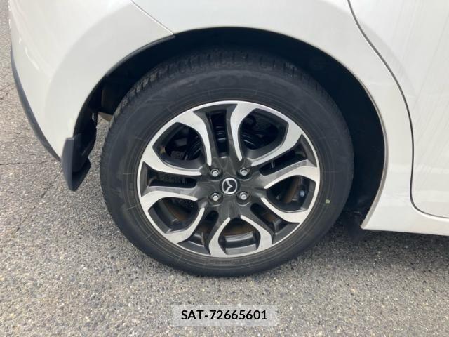 Mazda DEMIO 2014-12 7616276-6