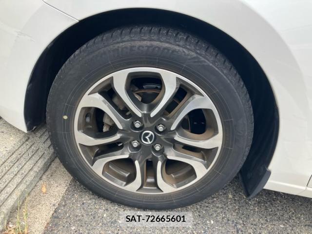 Mazda DEMIO 2014-12 7616276-8