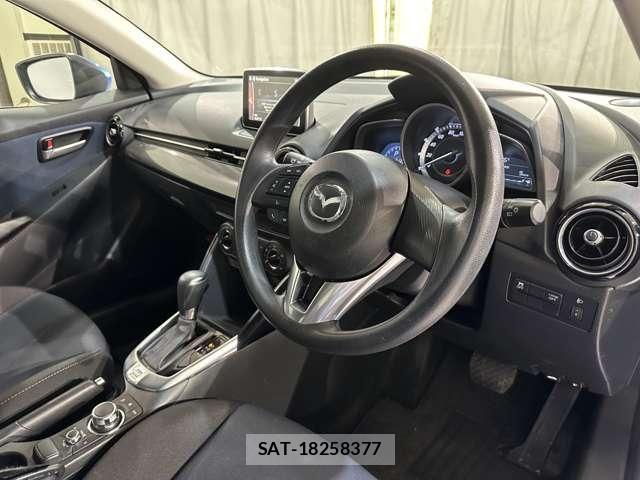 Mazda DEMIO 2016-02 7616265-8