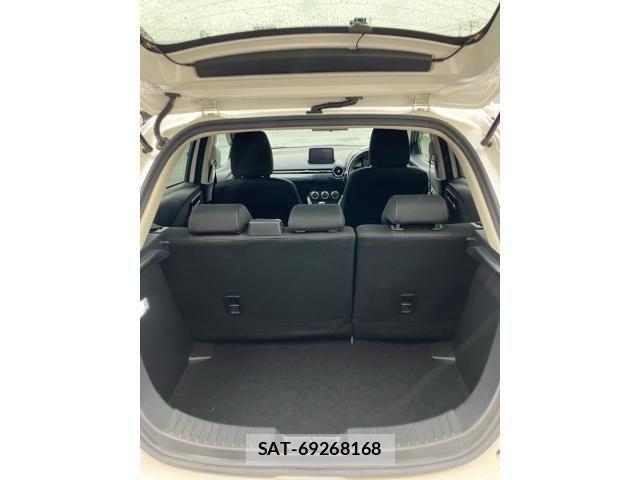 Mazda DEMIO 2018-03 7616274-23
