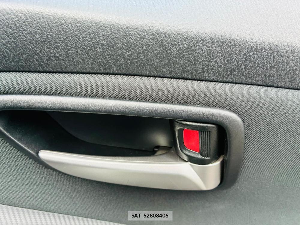 Mazda DEMIO 2019-06 7587624-17