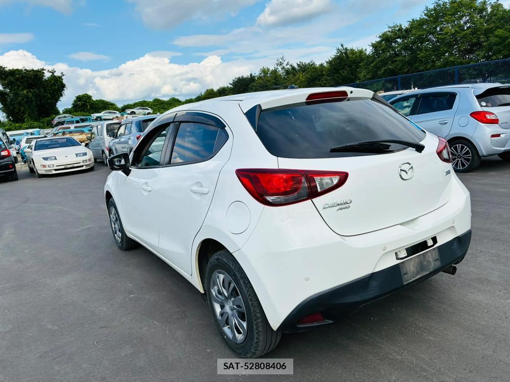 Mazda DEMIO 2019-06 7587624-2