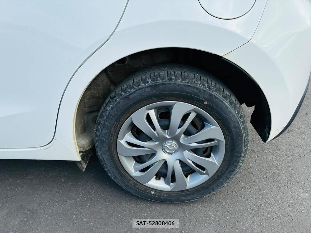 Mazda DEMIO 2019-06 7587624-29