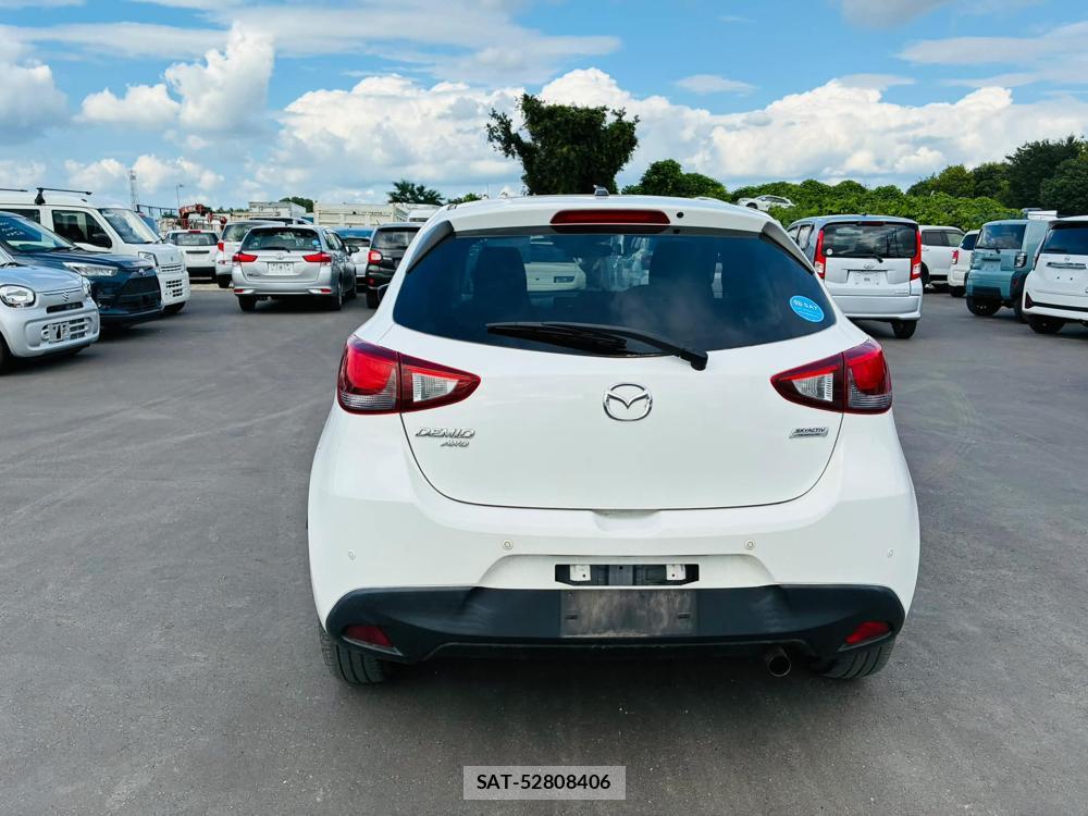 Mazda DEMIO 2019-06 7587624-3