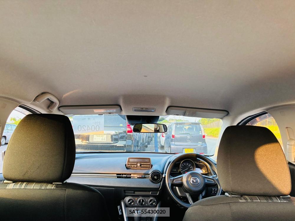 Mazda DEMIO 2019 7465519-23
