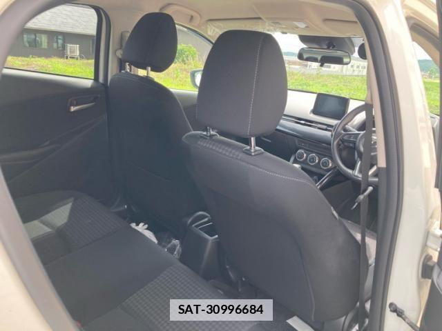 Mazda DEMIO 2018-03 7722831-15
