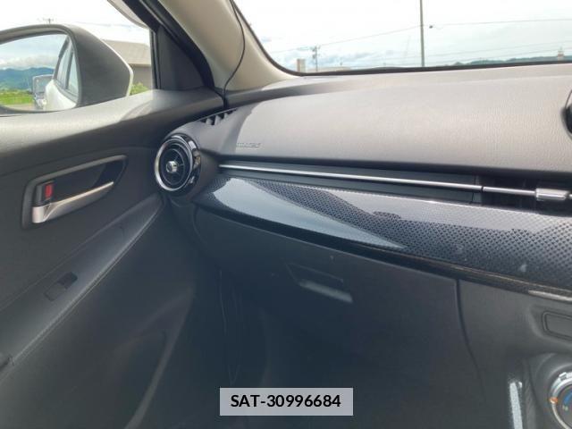 Mazda DEMIO 2018-03 7722831-27