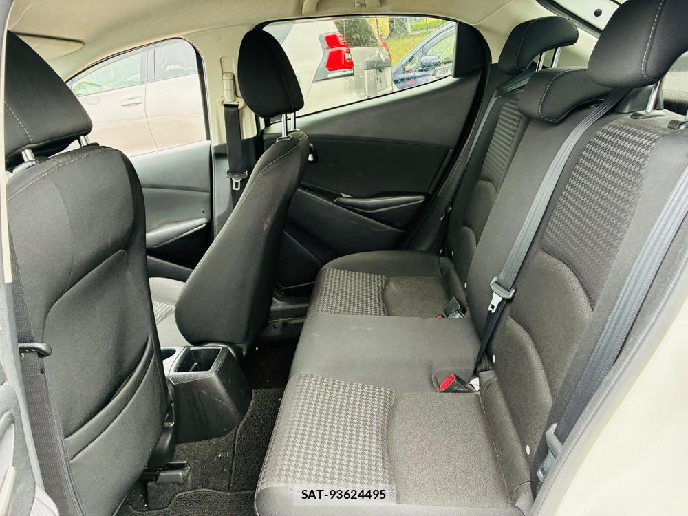 Mazda DEMIO 2019 7465518-9