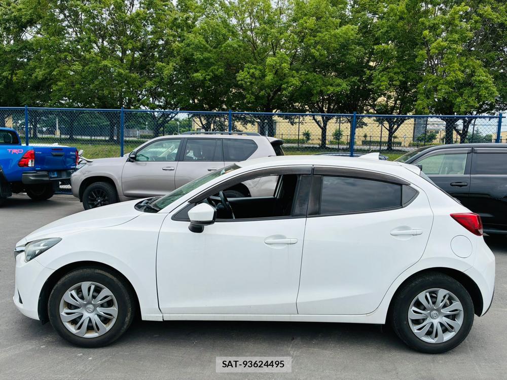 Mazda DEMIO 2019 7465518-1