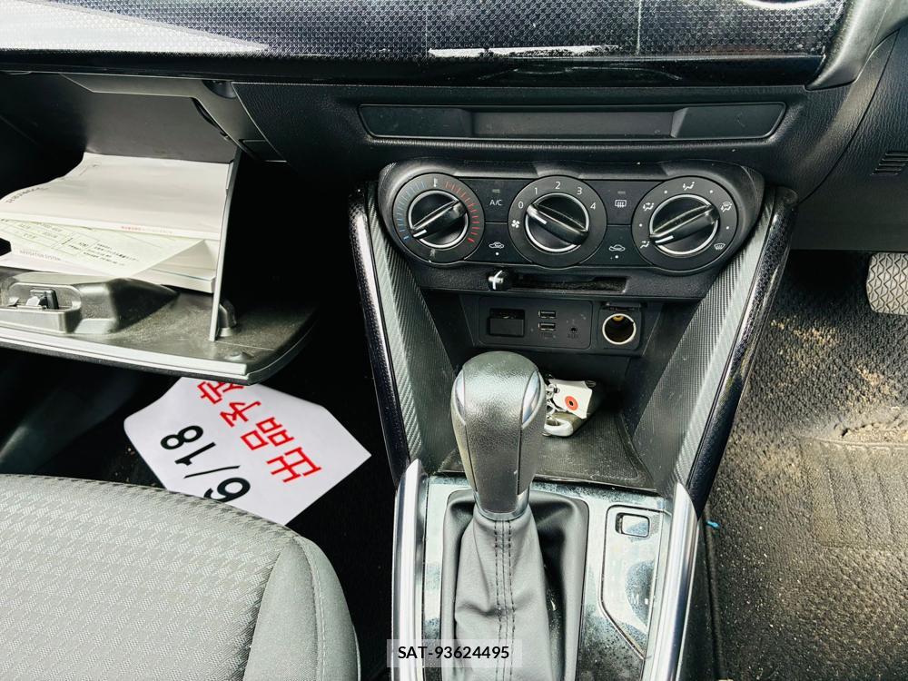 Mazda DEMIO 2019 7465518-19