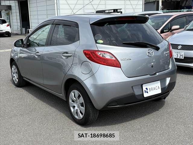 Mazda DEMIO 2013-05 7722838-13