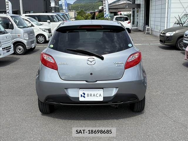 Mazda DEMIO 2013-05 7722838-14