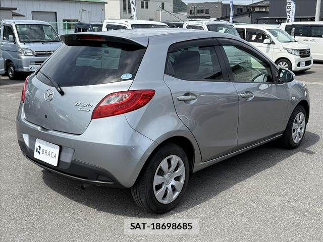 Mazda DEMIO 2013-05 7722838-15