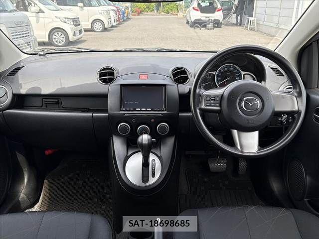Mazda DEMIO 2013-05 7722838-1