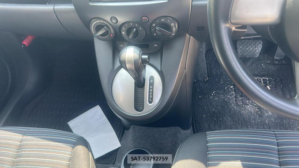 Mazda DEMIO 2010 7235080-18
