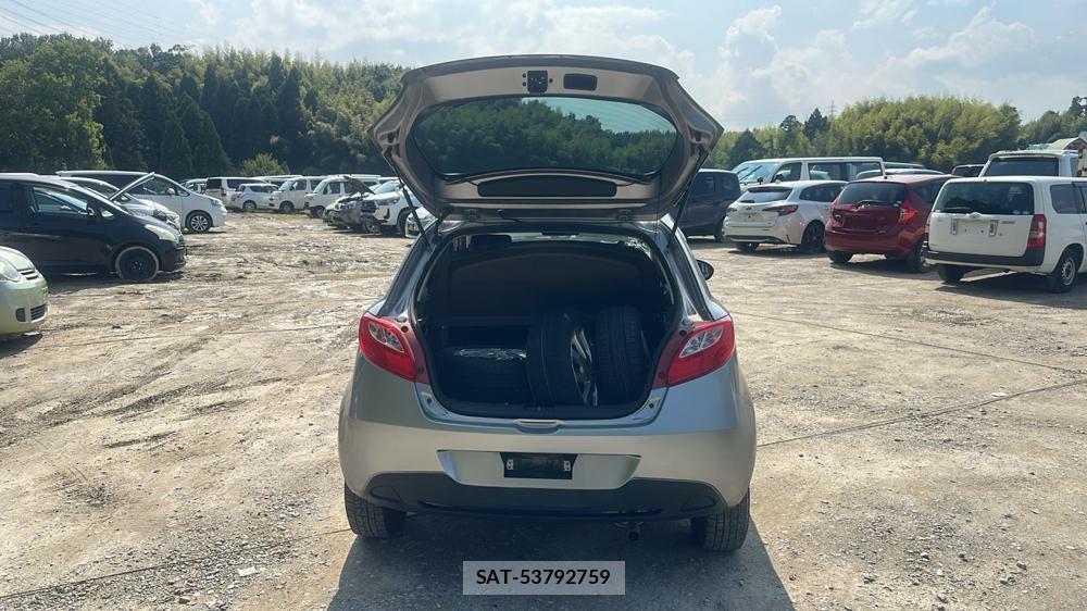 Mazda DEMIO 2010 7235080-23