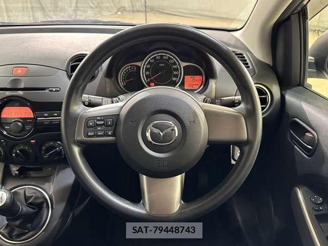 Mazda DEMIO 2014-04 7784450-9
