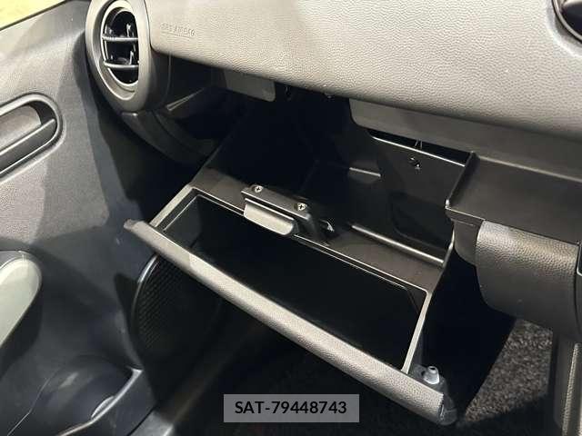 Mazda DEMIO 2014-04 7784450-14