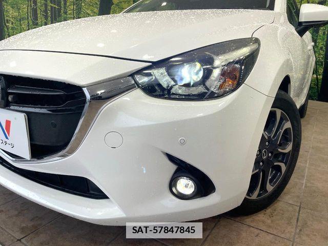 Mazda DEMIO 2017-12 7784460-11