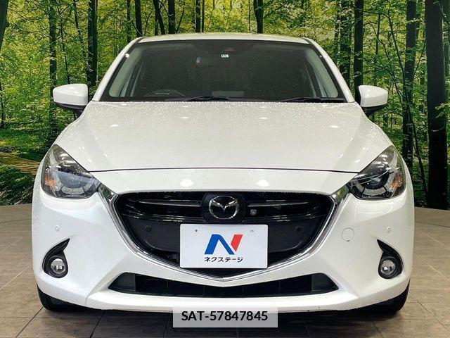 Mazda DEMIO 2017-12 7784460-13