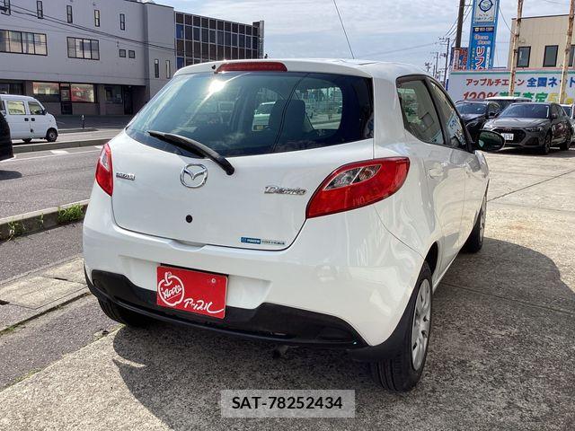 Mazda DEMIO 2012-04 7784463-2