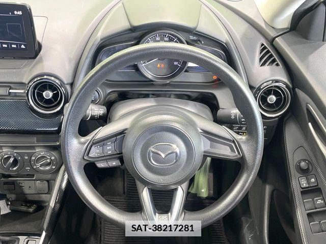 Mazda DEMIO 2018-02 7784458-10
