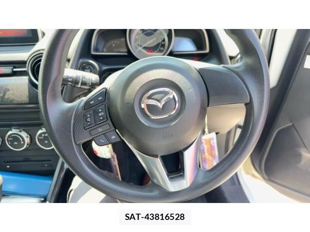 Mazda DEMIO 2014-11 7876194-14