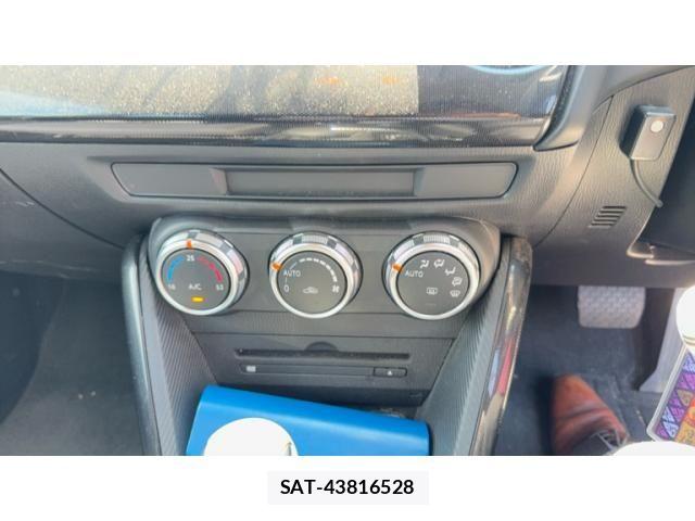 Mazda DEMIO 2014-11 7876194-17