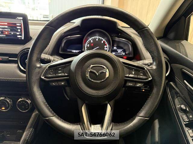 Mazda DEMIO 2016-11 7876180-10